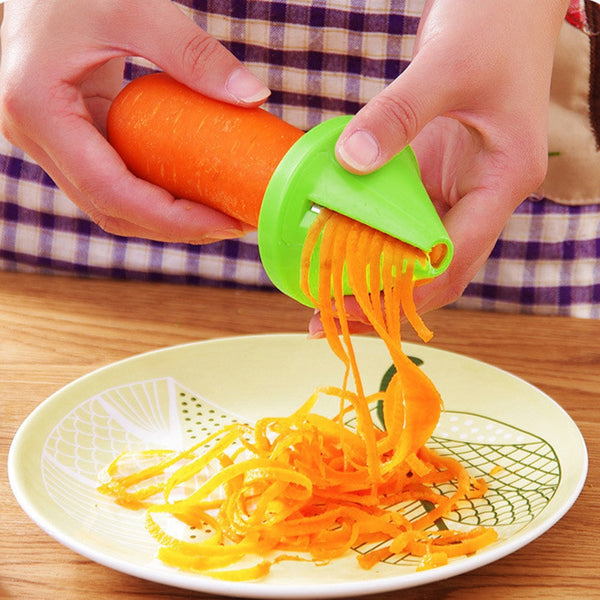 VEGGIE Shredding Kitchen Spiral Slicer /  Carrot Cutter - the-cavy-closet